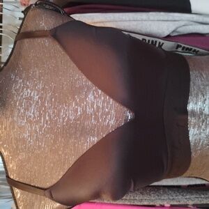 VICTORIA SECRET PINK WEAR EVERYWHERE WIRELESS LIGHTLY LINED BRA 32DDD